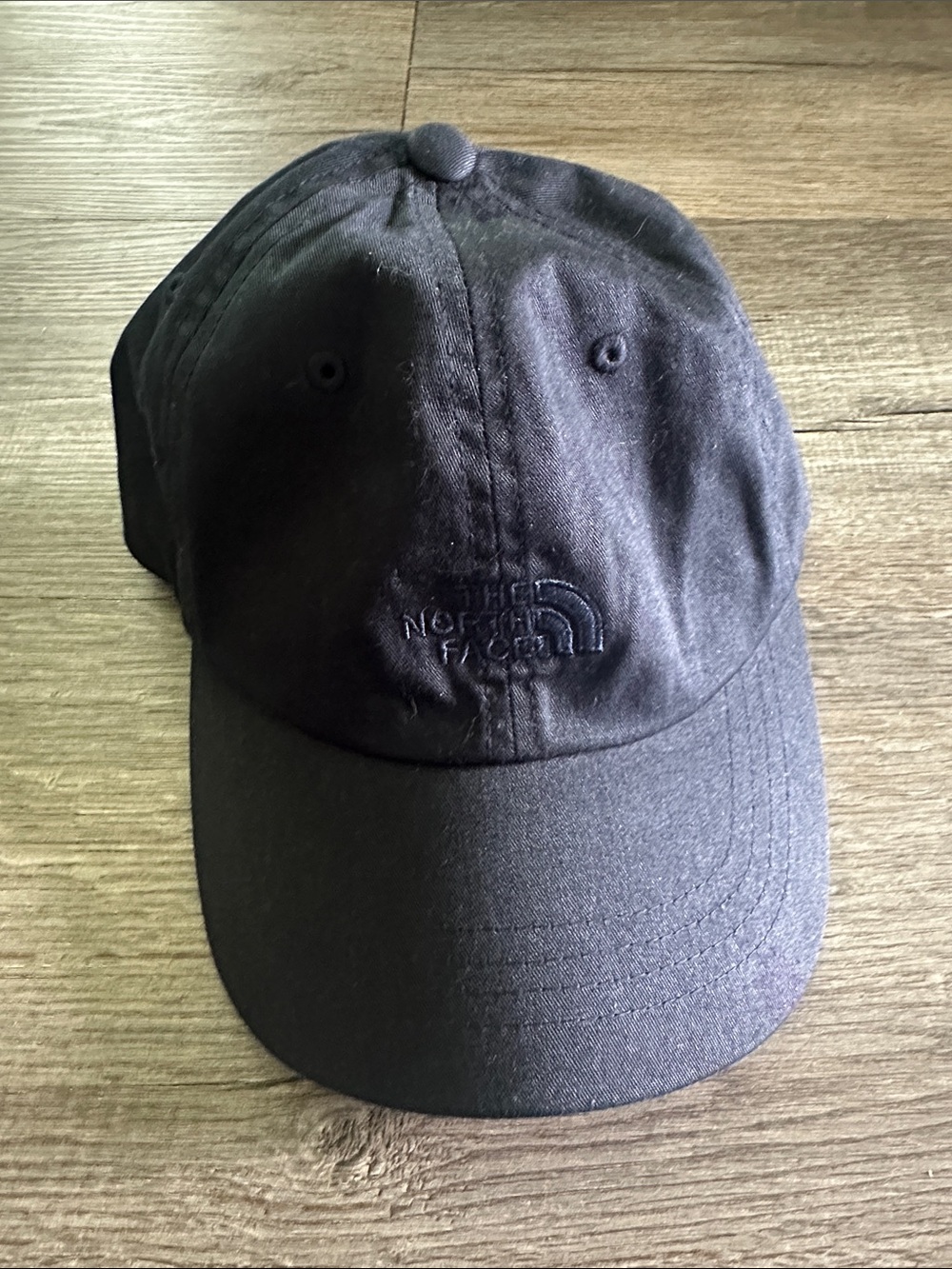 The North Face Navy Embroidered Logo Baseball Hat